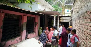 সাতক্ষীরায় স্ত্রীকে গলা কেটে হত্যার অভিযোগ, স্বামী পলাতক